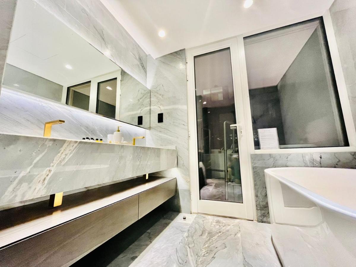 Five Palm Jumeirah - 2 Bedrooms & Maid Room In A Splendid Resort - Modernlux Dubái Exterior foto
